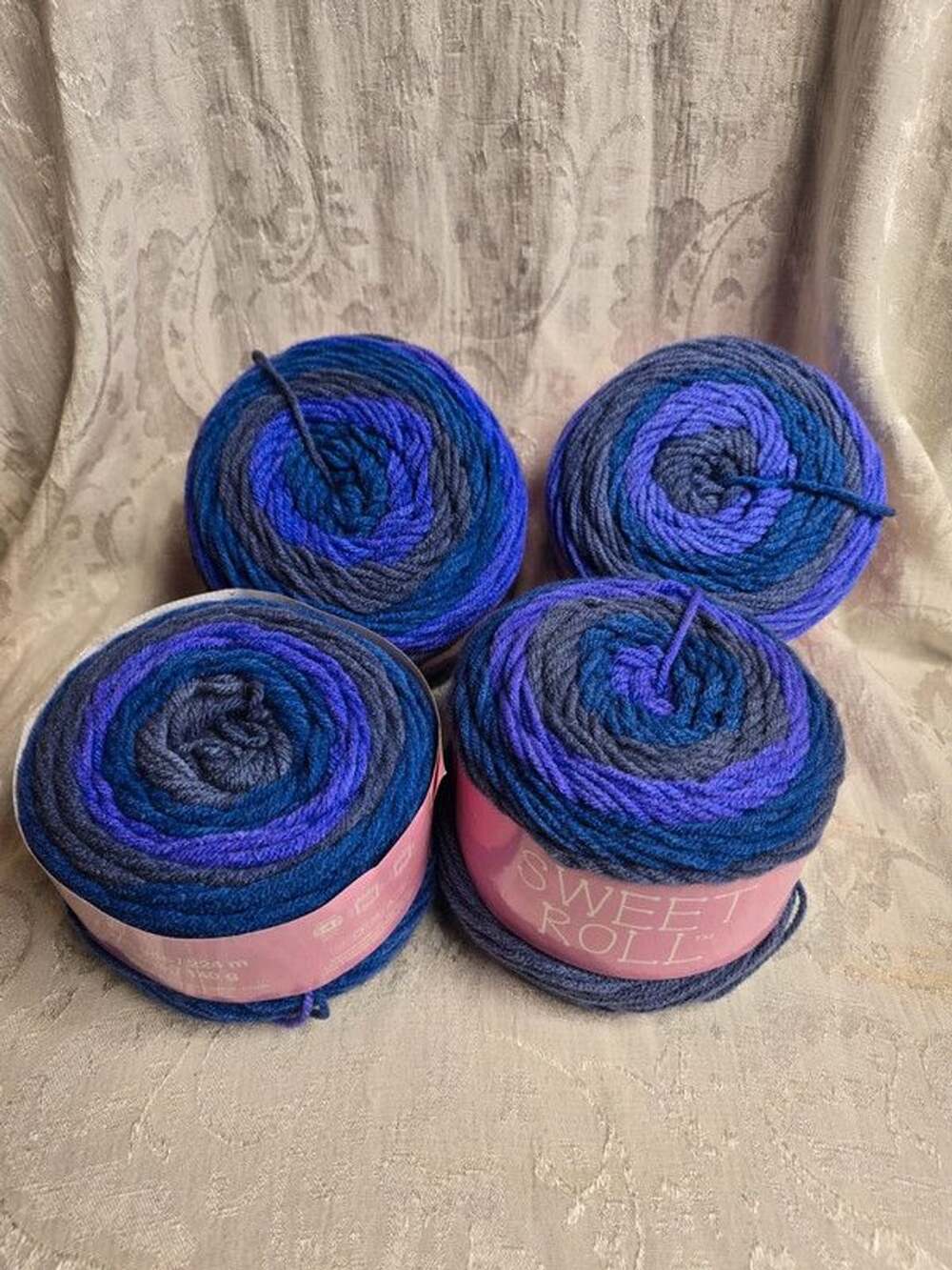 Sweey Roll cake yarn